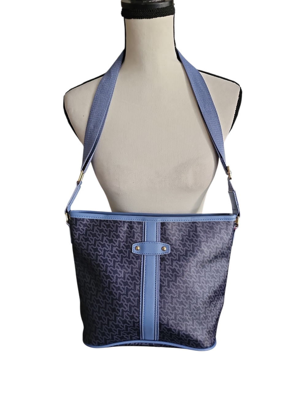 Jaclyn Smith Navy and Light Blue Shoulder Tote